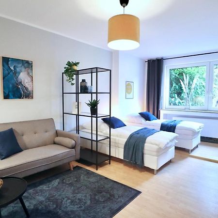 Sapphire Apartment: Free Parking + Netflix + Bathtub Essen Dış mekan fotoğraf