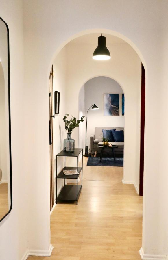 Sapphire Apartment: Free Parking + Netflix + Bathtub Essen Dış mekan fotoğraf