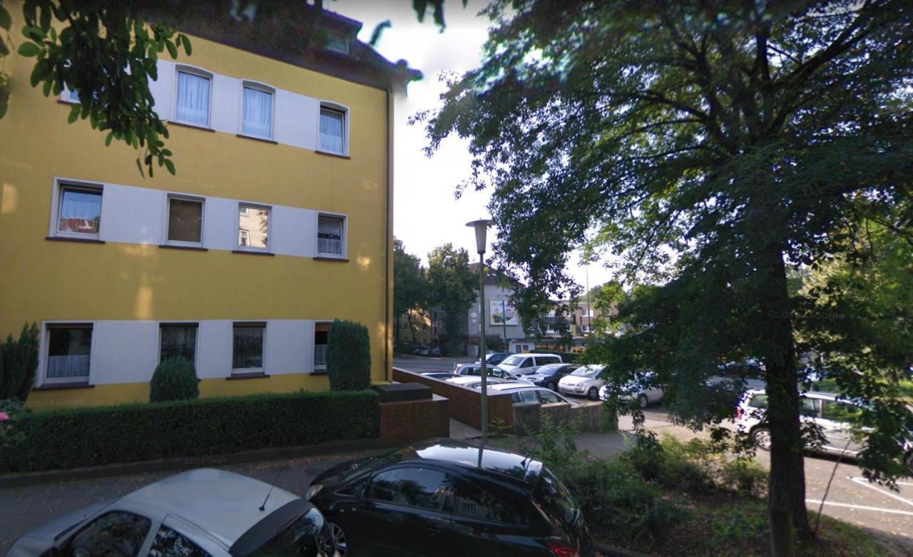 Sapphire Apartment: Free Parking + Netflix + Bathtub Essen Dış mekan fotoğraf