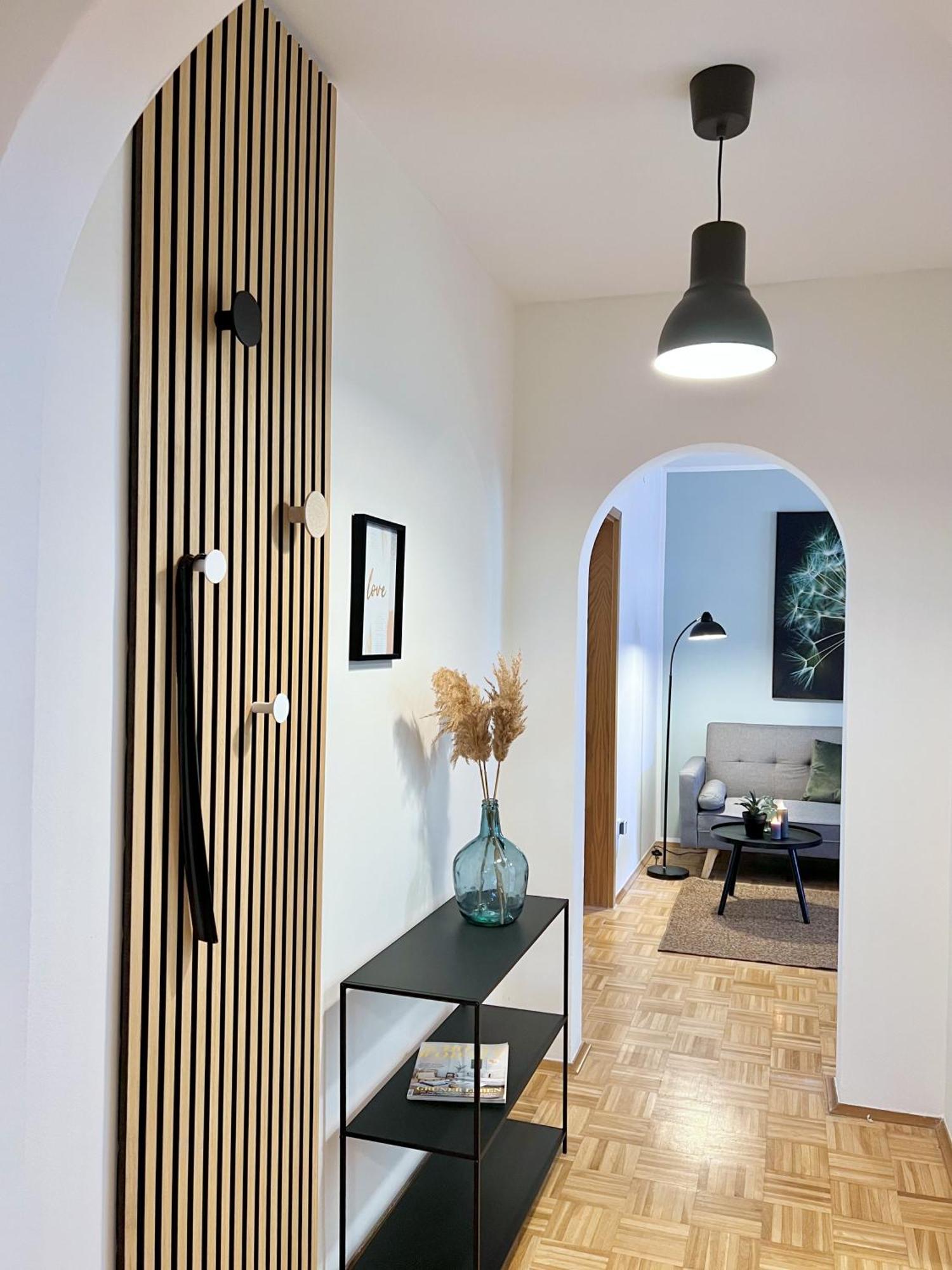 Sapphire Apartment: Free Parking + Netflix + Bathtub Essen Dış mekan fotoğraf